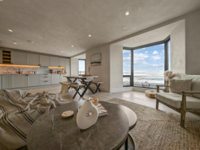 Ocean View Apartment, Seafront Location